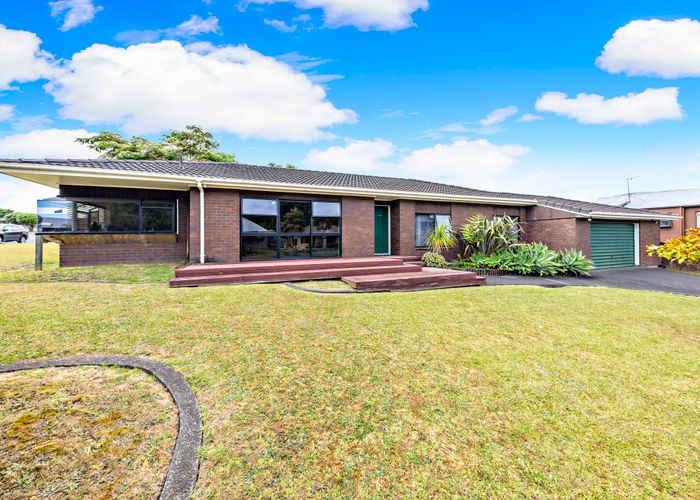  at 60 Calluna Crescent, Totara Heights, Auckland