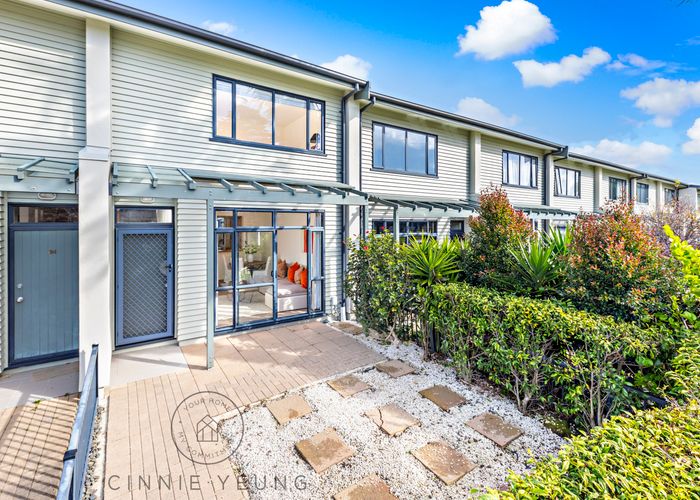  at 85/2 Armoy Drive, East Tamaki, Auckland