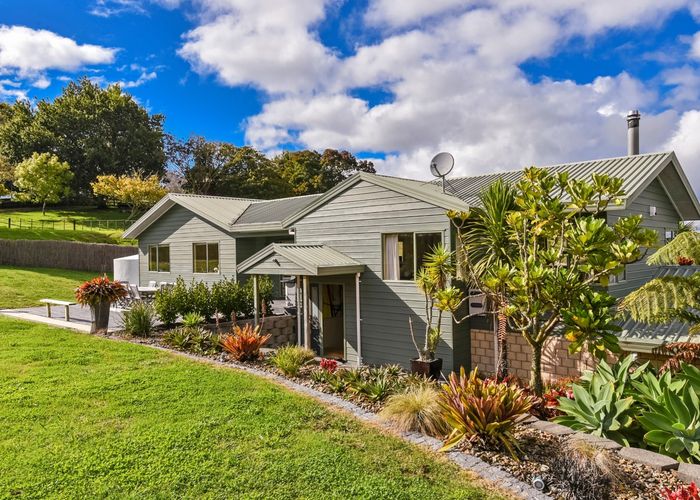  at 15 Brookdale Road, Albany