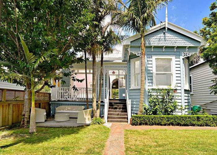 Free property data for 70 Sackville Street, Grey Lynn, Auckland homes