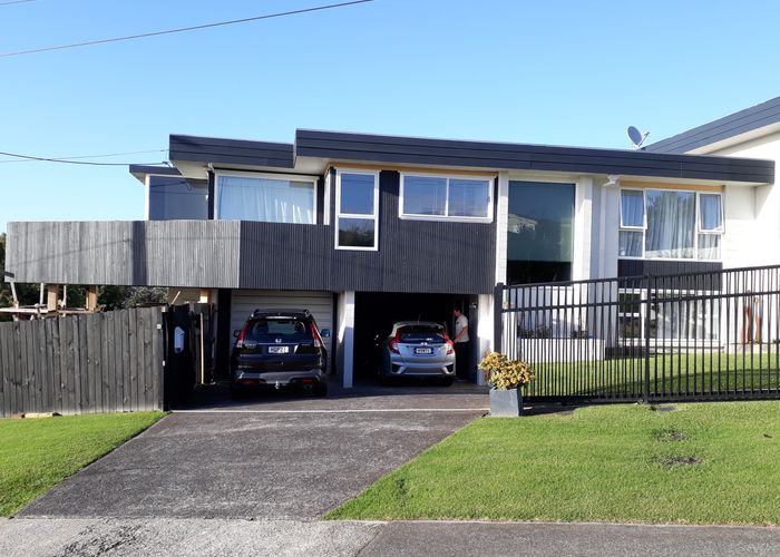  at 1/111 Sylvan Ave, Northcote, North Shore City