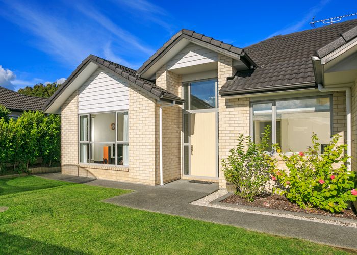  at 37 Northbrook Close, Greenhithe, Auckland