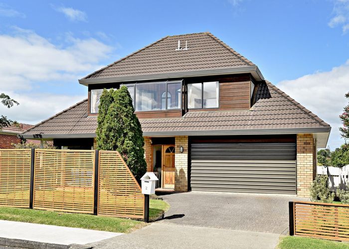  at 2 Priestley Drive, Bucklands Beach, Auckland