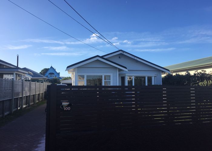  at 100 Apu Crescent, Lyall Bay, Wellington