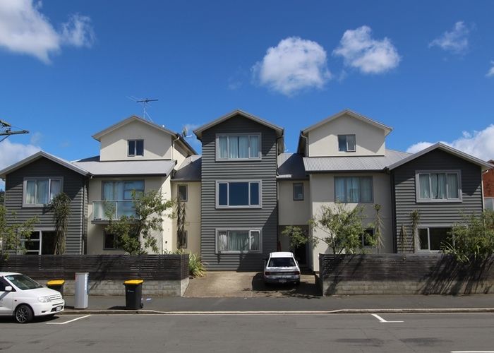  at 8 Ethel Benjamin Place, North Dunedin, Dunedin