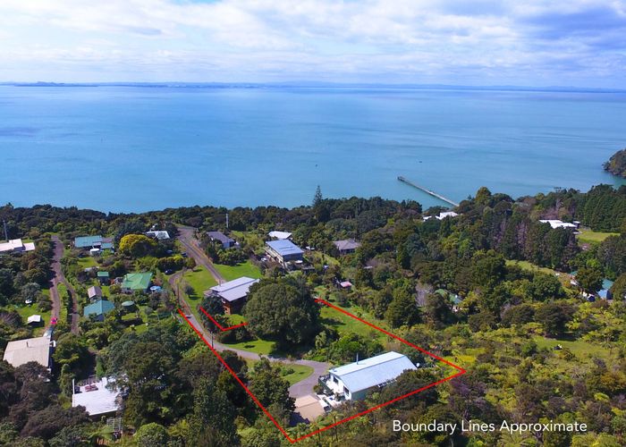 at 81 Cornwallis Road, Cornwallis, Auckland