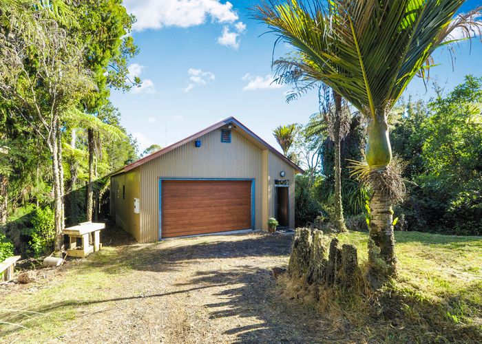  at 152 Caton Road, Henderson