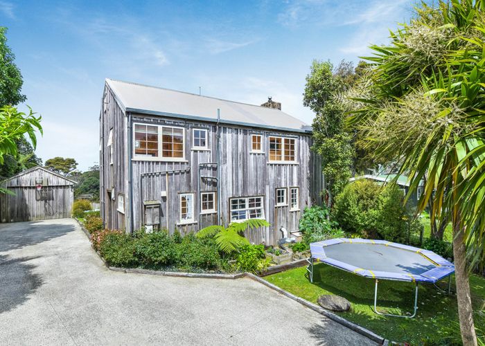  at 120 Christian Road, Swanson, Auckland