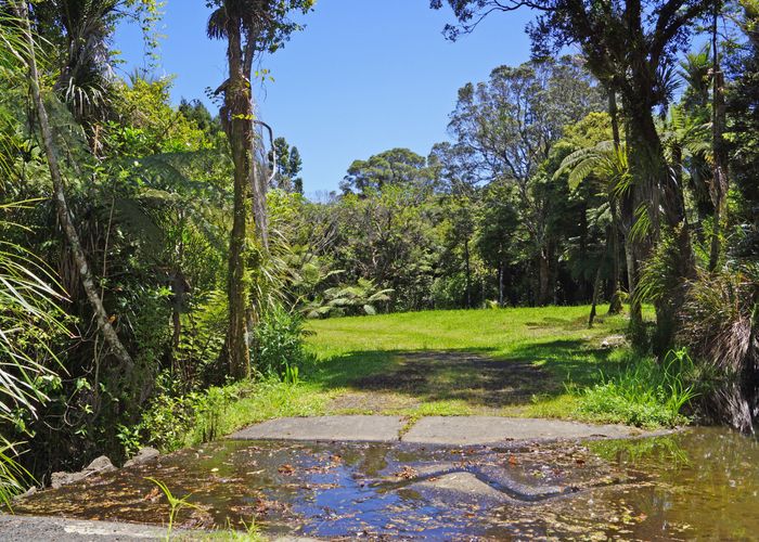  at 153 Stoney Creek Drive, Waitākere, Auckland