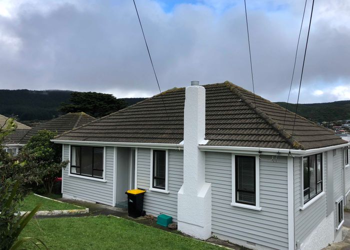  at 24 Taylor Terrace, Tawa, Wellington