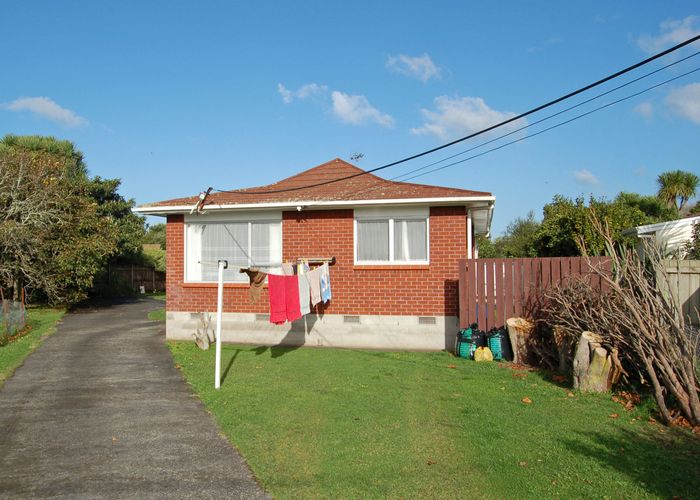  at 1/185 Swanson Road, Henderson, Auckland