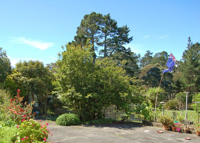  at 108 Candia Road, Henderson Valley, Auckland