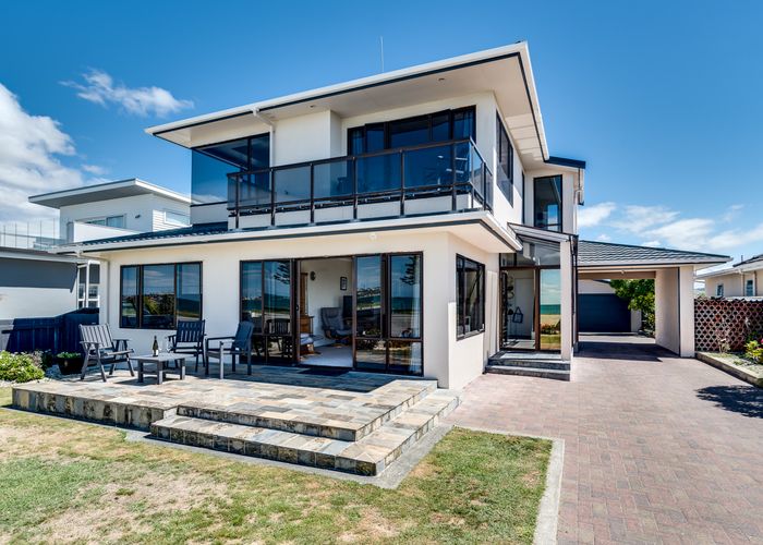  at 91 The Esplanade, Westshore, Napier