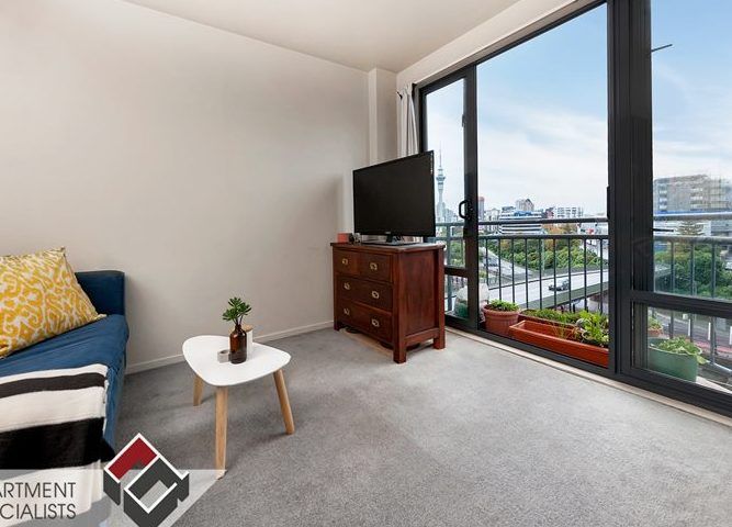  at 5H/11 Howe Street, Auckland Central, Auckland