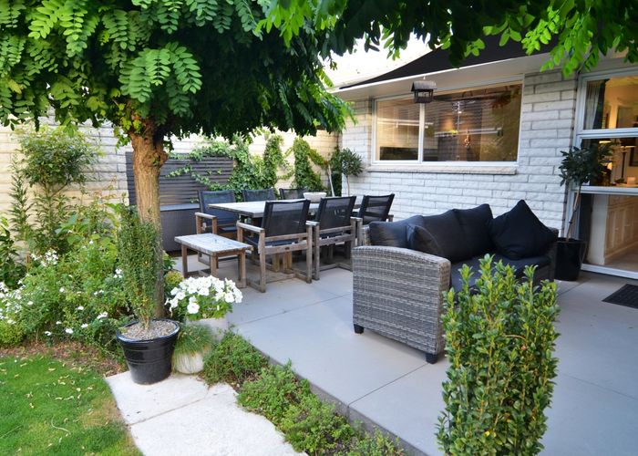  at 2/83 Winchester Street, Merivale, Christchurch