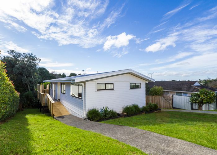  at 48 Weatherly Road, Torbay, Auckland