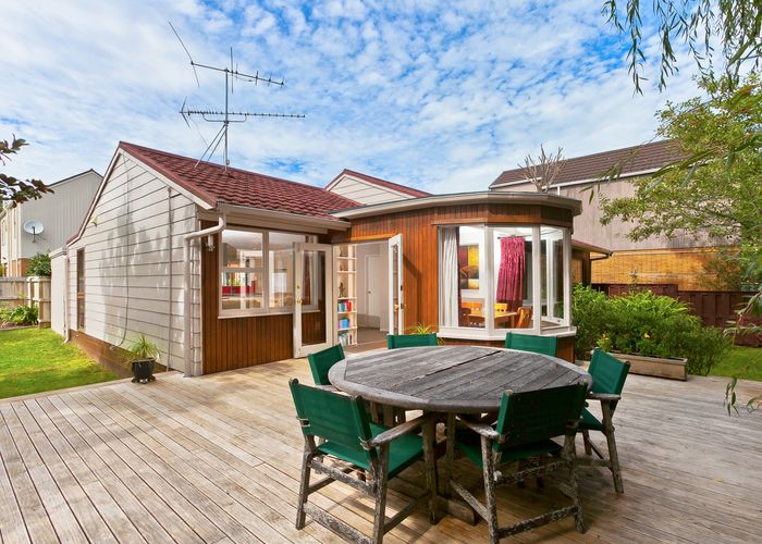  at 31 Pohutukawa Place, Ellerslie, Auckland