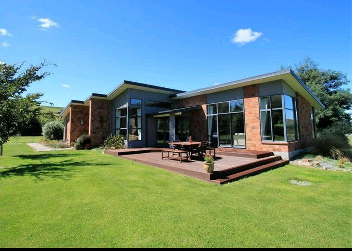 at 11 Kennaway Street, Whitecliffs, Glentunnel