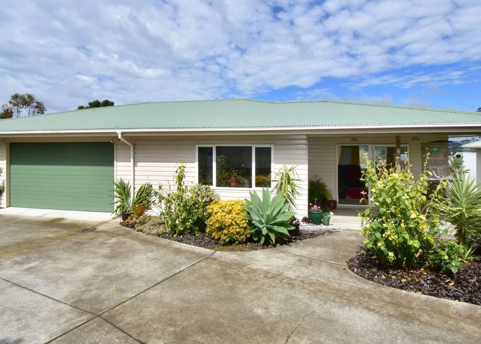  at 13B Vipond Road, Stanmore Bay, Whangaparaoa