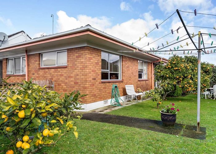 at 4/8 Turama Road, Royal Oak, Auckland