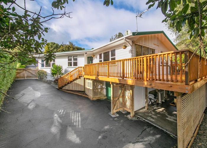  at 25 Rimutaka Place, Titirangi, Auckland