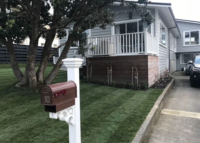  at 10 Chestnut Grove, Maungaraki, Lower Hutt