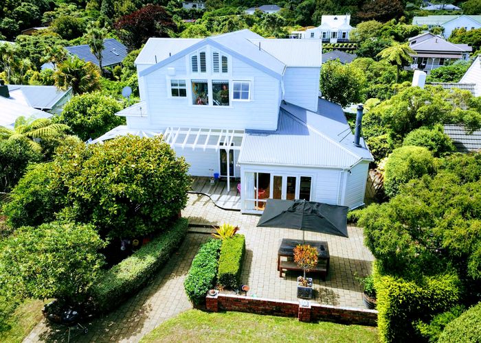 at 45 Simla Crescent, Khandallah, Wellington