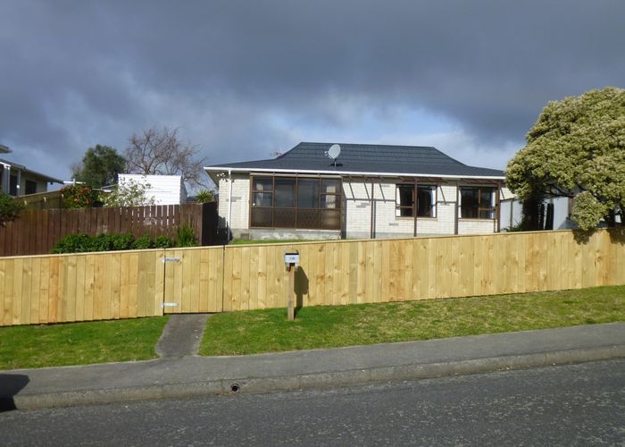  at 2/22 Anaru Street, Raumati Beach, Paraparaumu