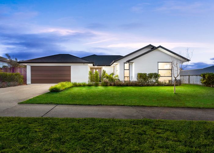 Free property data for 8 Malbec Place, Huapai, Kumeu homes.co.nz