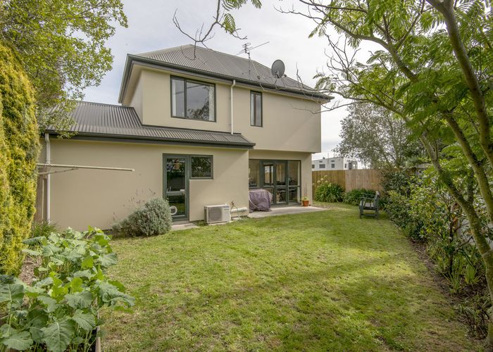  at 4/2 Leamington Street, Addington, Christchurch
