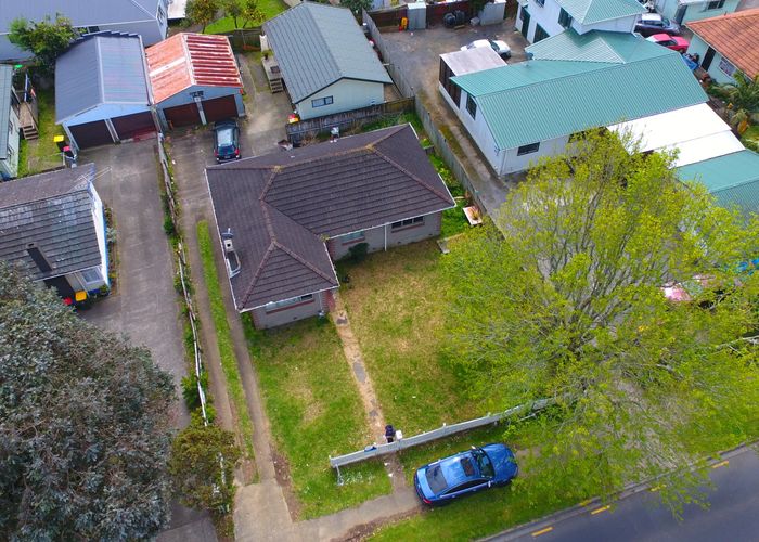 at 471 Massey Road, Mangere East, Auckland