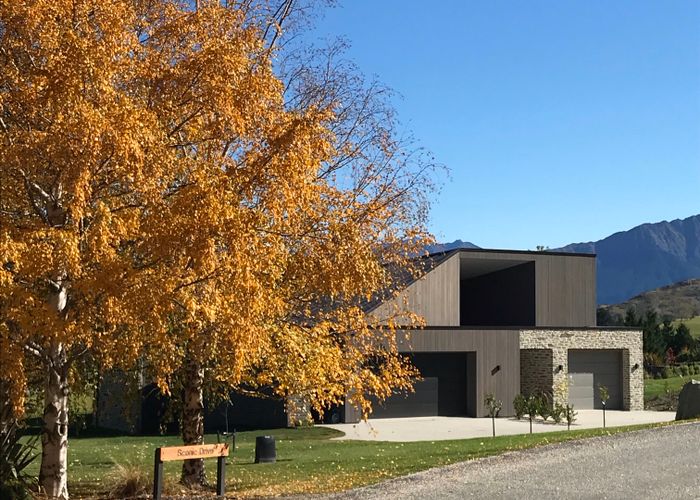  at 1 Scenic Drive, Drift Bay, Queenstown