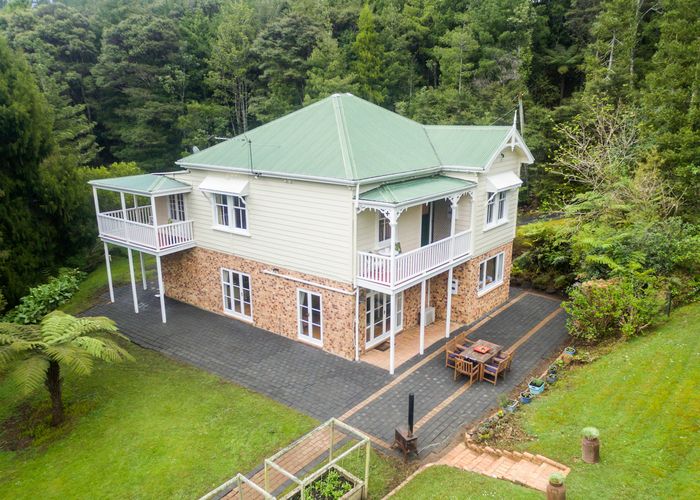  at 36 Crows Road, Swanson, Auckland