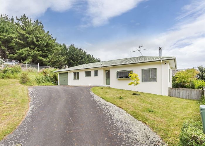  at 12 Ribbonwood Terrace, Ranui, Porirua