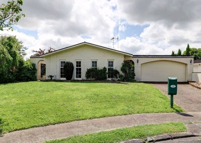  at 13 Knightsbridge Place, Dinsdale, Hamilton