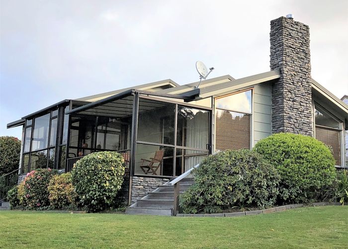  at 4 Ewing Grove, Acacia Bay, Taupo