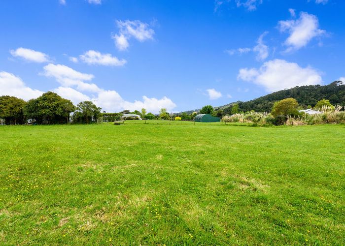  at 842 Kahikatea Flat Road, Kaukapakapa
