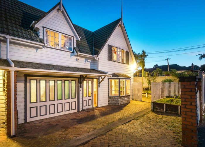 at 3/23 Huia Road, Point Chevalier, Auckland