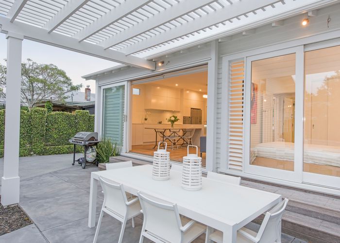  at 9 Chester Avenue, Westmere, Auckland
