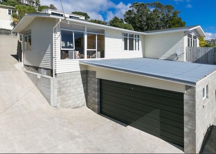 at 99 Fraser Ave, Johnsonville, Wellington