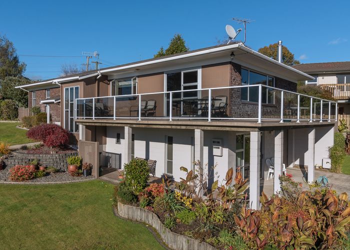  at 2 Haratua Place, Springfield, Rotorua
