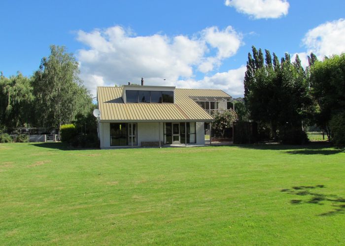 at 32/30 Blackman Road, Blackmans