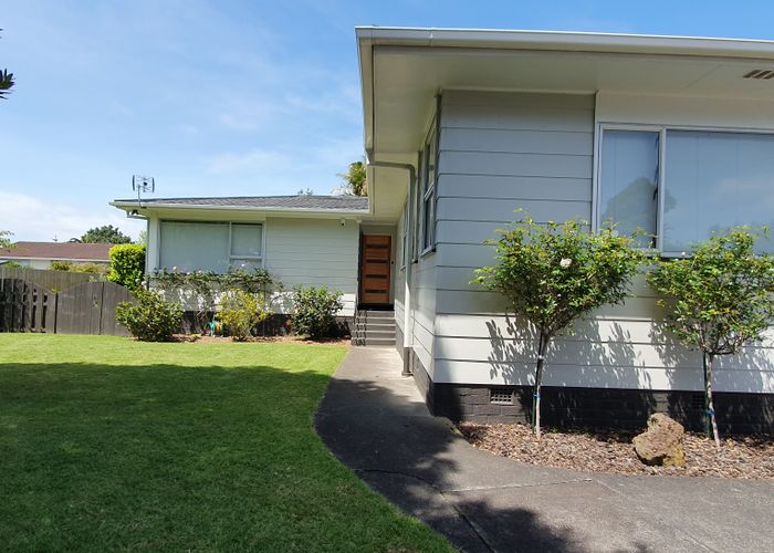  at 3 Mckinstry Avenue, Mangere East, Auckland