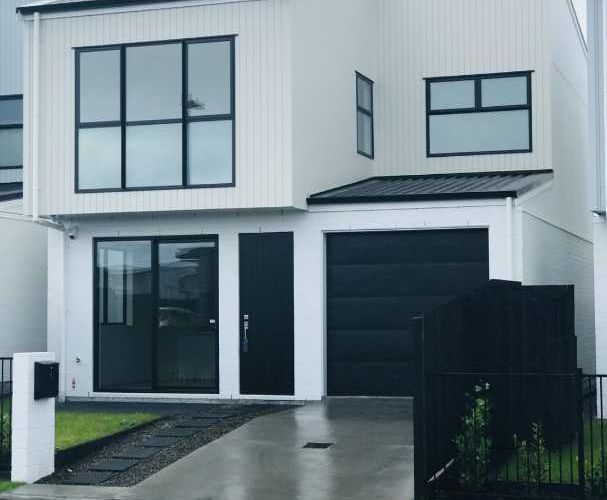  at 4 Command Lane, Papakura, Papakura