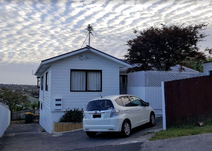 at 2/3 Valecrest Place, Bayview, Auckland