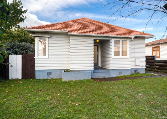  at 1/1344 Dominion Road, Mount Roskill, Auckland