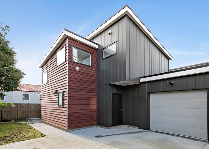  at 49E Titirangi Road, New Lynn, Auckland