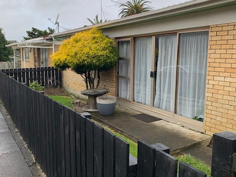  at 3/12 Wood Street, Papakura, Auckland