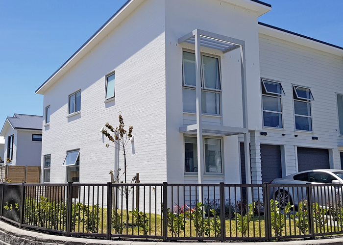  at 44 William Wallbank Crescent, Swanson, Auckland