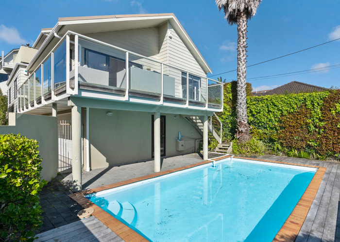  at 1/13 Garadice Road, Rothesay Bay, Auckland